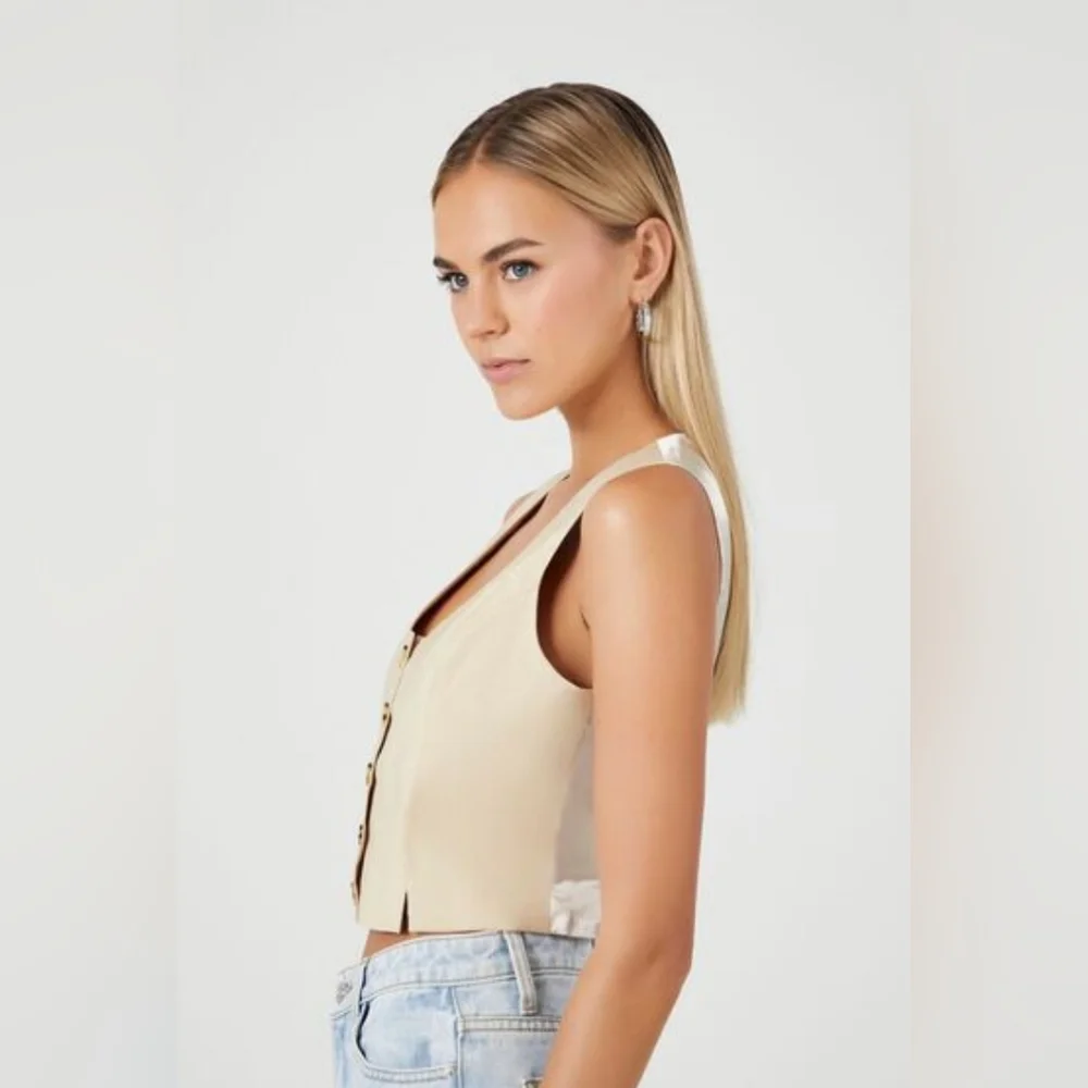 🆕️ Forever 21 V-Neck Cropped Vest Size L - Picture 2 of 6
